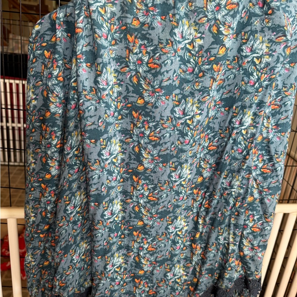 Floral Patterned Blouse By Panhandle - image 6